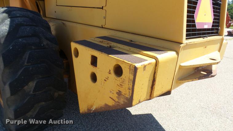 image for item DF4285 1997 Case 621B wheel loader