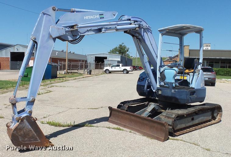 image for item DF4286 Hitachi EX55UR mini excavator