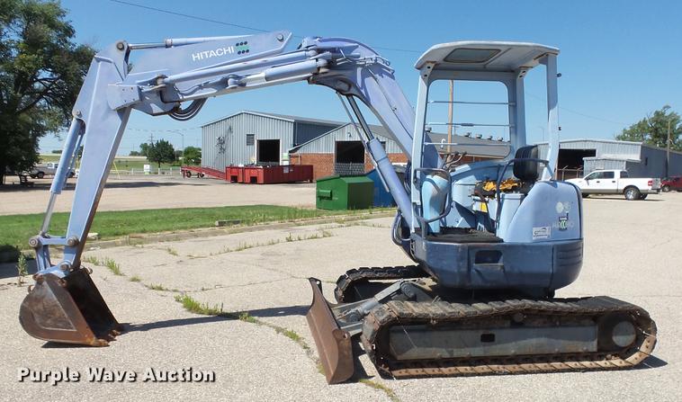 image for item DF4286 Hitachi EX55UR mini excavator