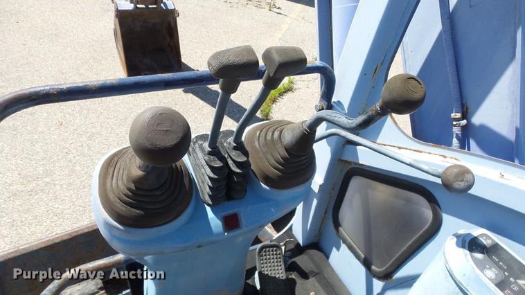 image for item DF4286 Hitachi EX55UR mini excavator