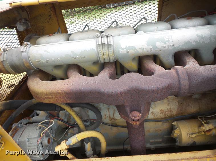 image for item DV9370 Clark RW-140 pneumatic roller