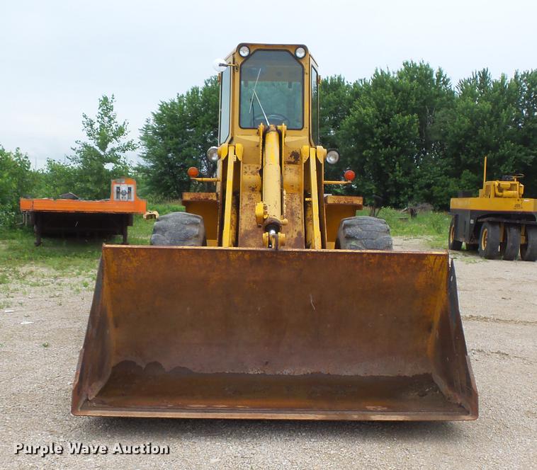 image for item DV9371 Ford A62 wheel loader