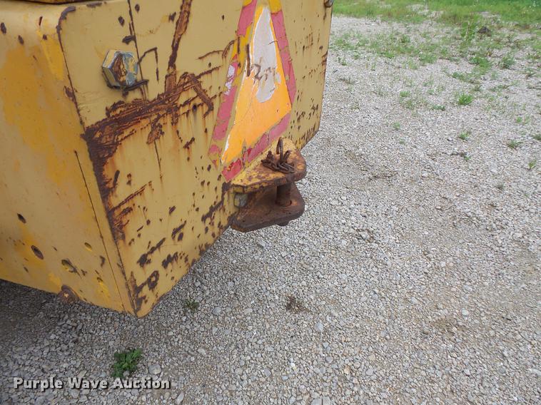 image for item DV9371 Ford A62 wheel loader