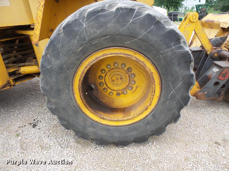 image for item DV9371 Ford A62 wheel loader