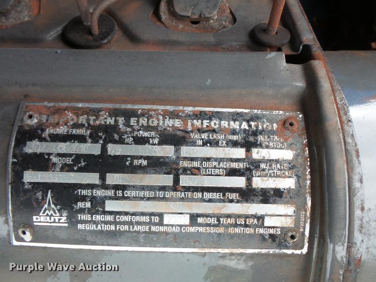 image for item DV9375 2002 Genie S-125 boom lift