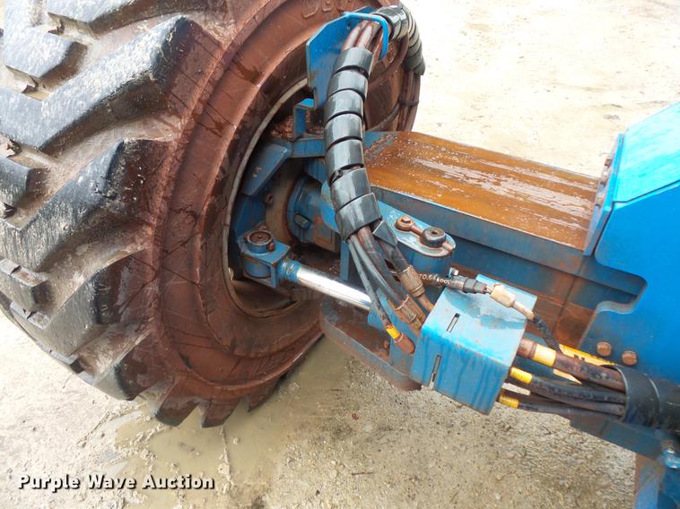 image for item DV9375 2002 Genie S-125 boom lift