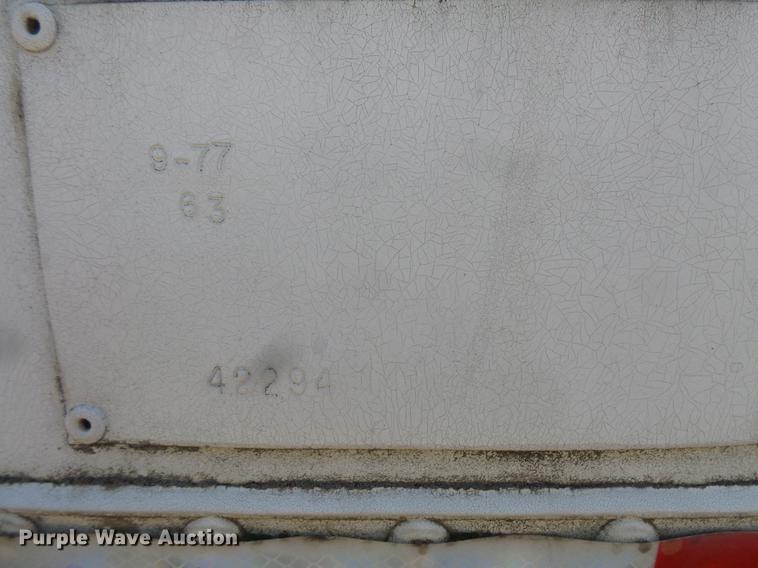image for item DV9379 1978 Timpte dry van office trailer