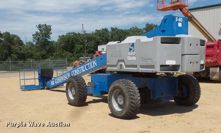 image for item DV9380 1995 Genie S80 boom lift