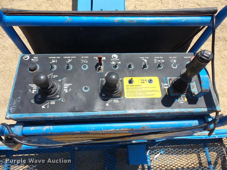 image for item DV9380 1995 Genie S80 boom lift
