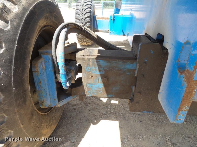 image for item DV9380 1995 Genie S80 boom lift