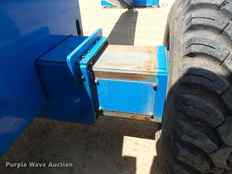 image for item DV9380 1995 Genie S80 boom lift