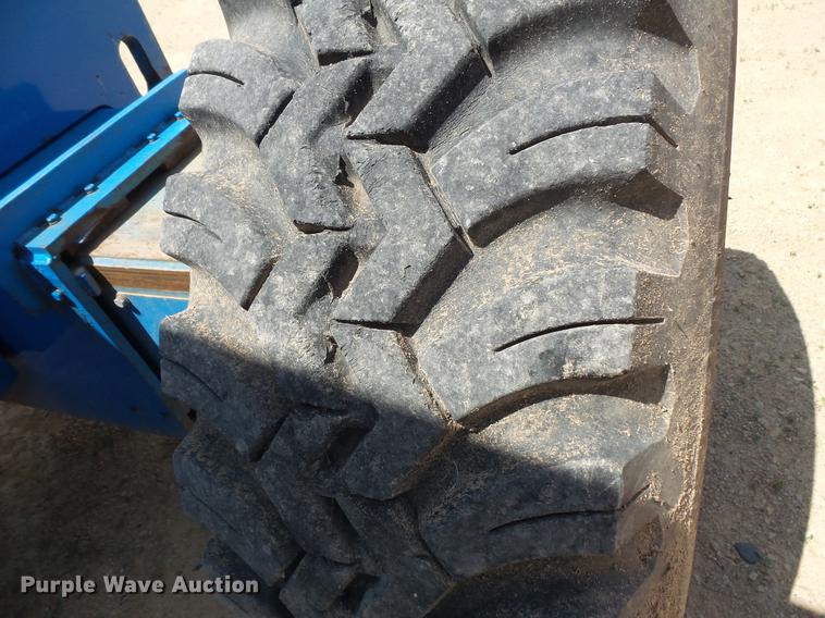 image for item DV9380 1995 Genie S80 boom lift