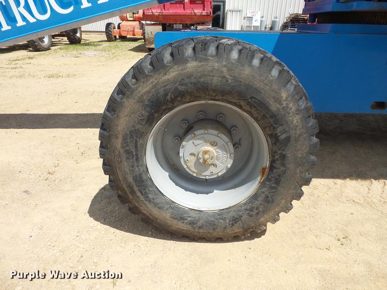 image for item DV9380 1995 Genie S80 boom lift