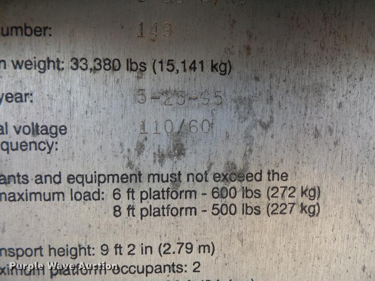image for item DV9380 1995 Genie S80 boom lift