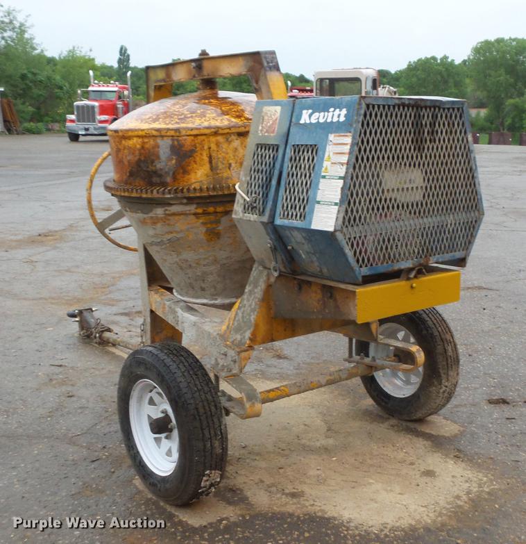image for item DV9381 Cement mixer