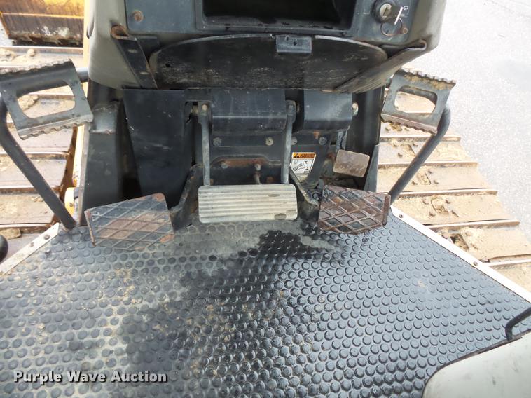 image for item DV9383 2005 Case 850K dozer