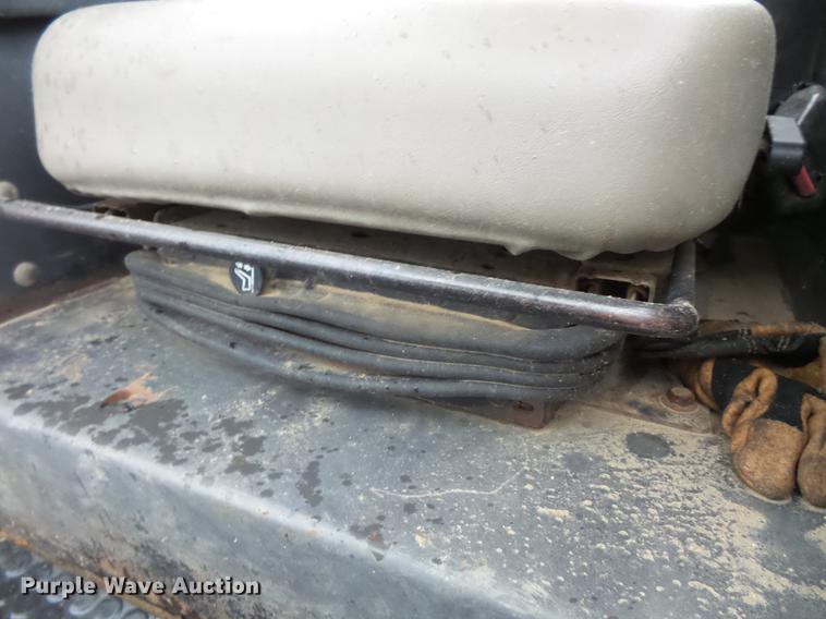 image for item DV9383 2005 Case 850K dozer