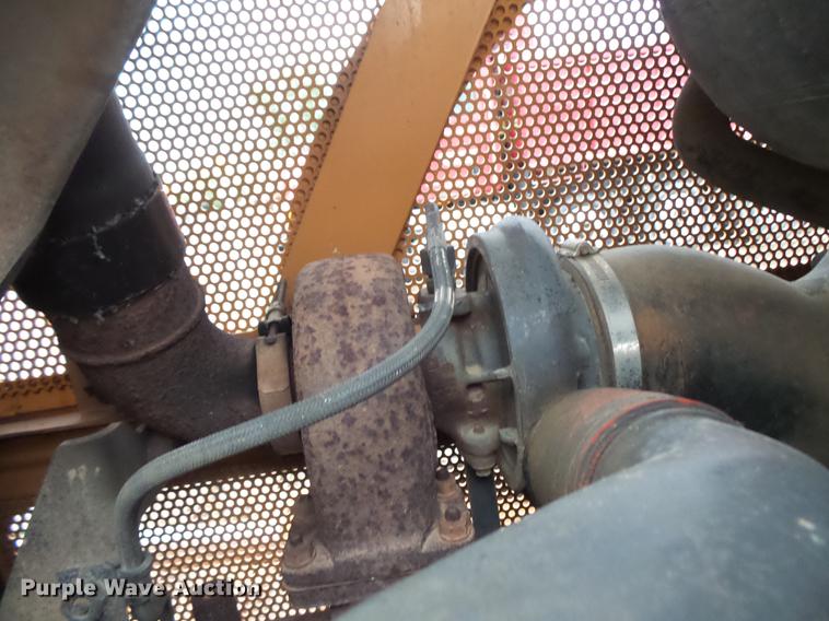 image for item DV9383 2005 Case 850K dozer