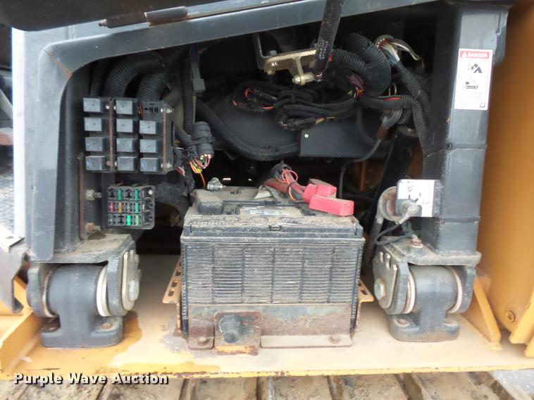 image for item DV9383 2005 Case 850K dozer