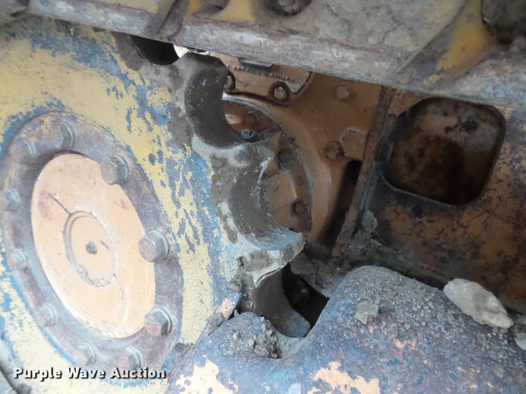 image for item DV9383 2005 Case 850K dozer