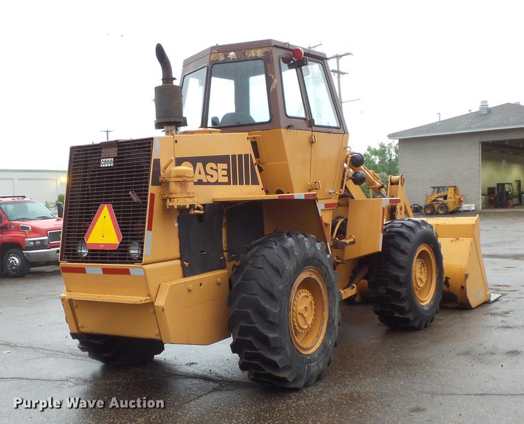 image for item DV9385 1981 Case W20B wheel loader