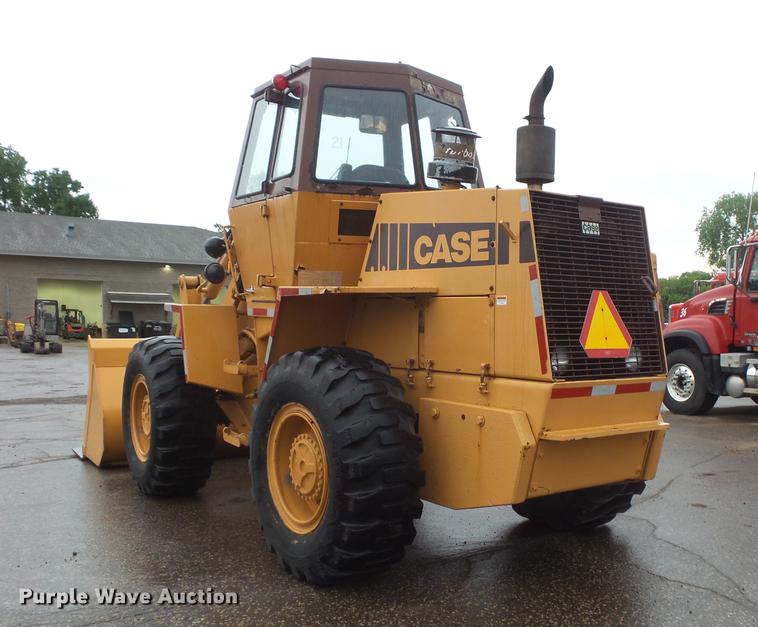 image for item DV9385 1981 Case W20B wheel loader