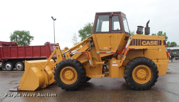 image for item DV9385 1981 Case W20B wheel loader