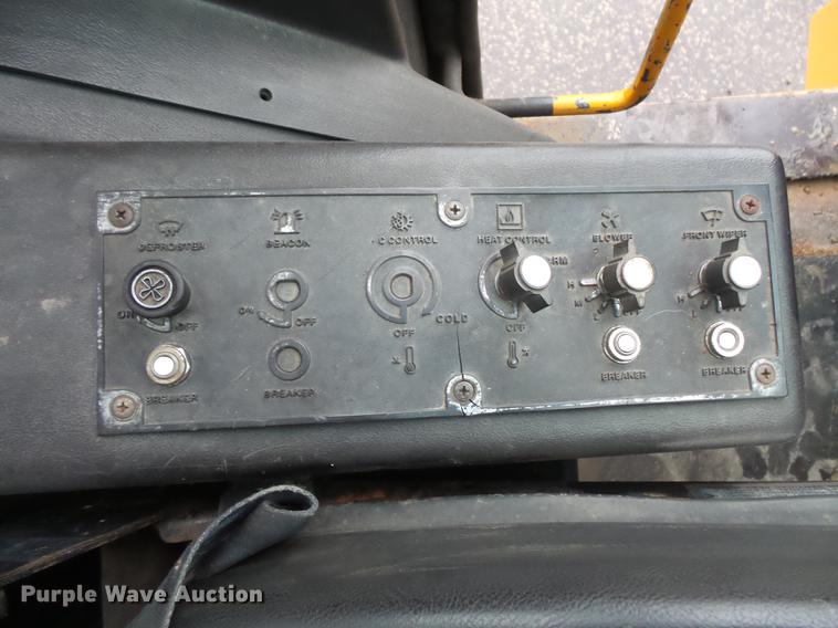 image for item DV9385 1981 Case W20B wheel loader