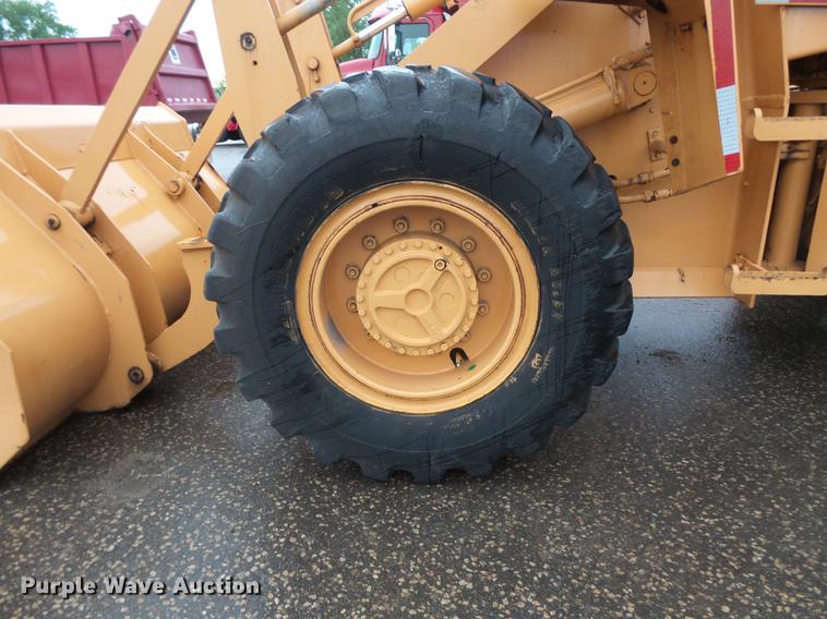 image for item DV9385 1981 Case W20B wheel loader