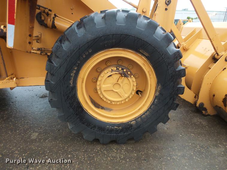image for item DV9385 1981 Case W20B wheel loader