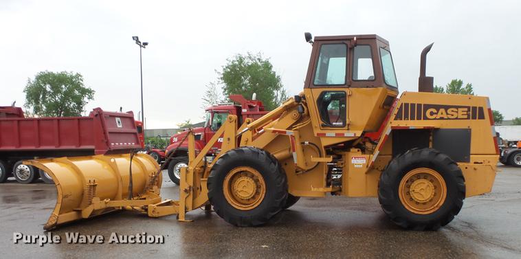image for item DV9386 1984 Case W20C wheel loader