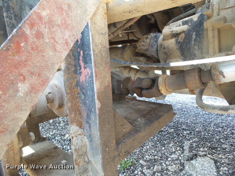 image for item DZ9248 1993 Ford CF8000 vacuum truck