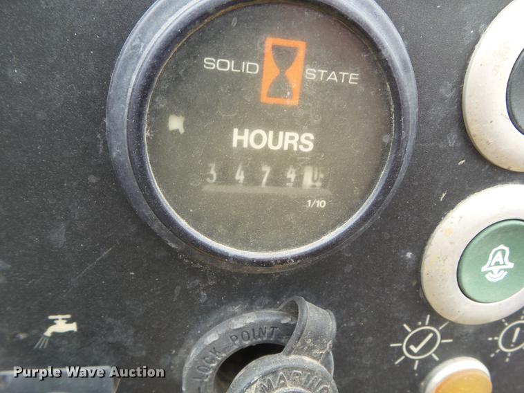 image for item DZ9333 2005 Vermeer D7X11 Series II directional boring unit