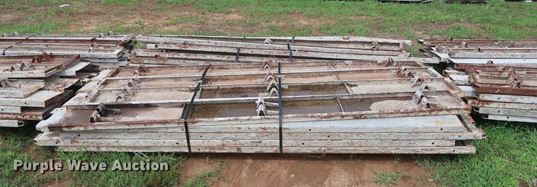 image for item EF9757 Concrete forms