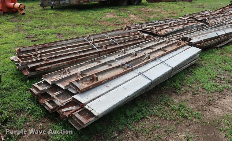 image for item EF9757 Concrete forms