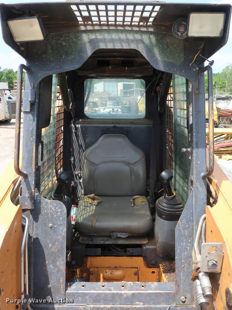 image for item EF9768 Case 440CT skid steer