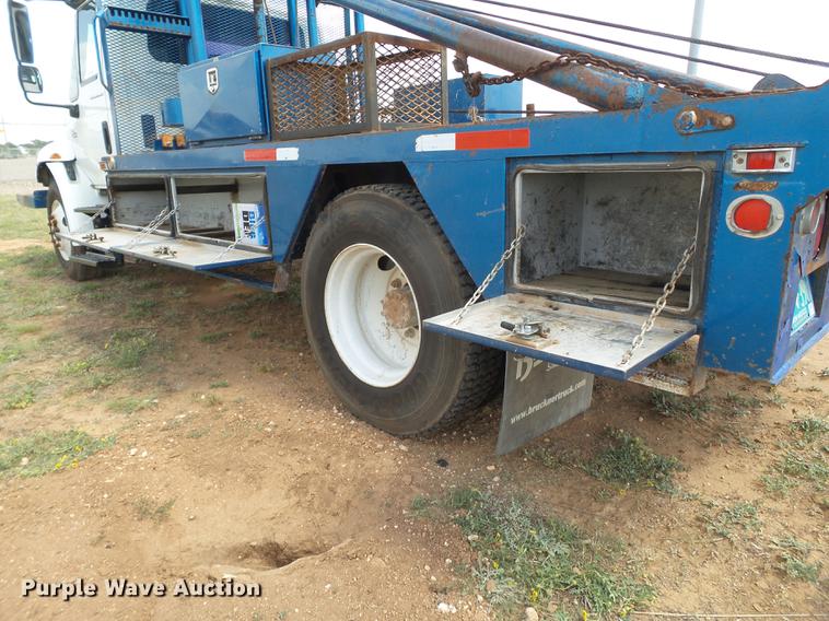 image for item EI9615 2006 International 4300 service truck