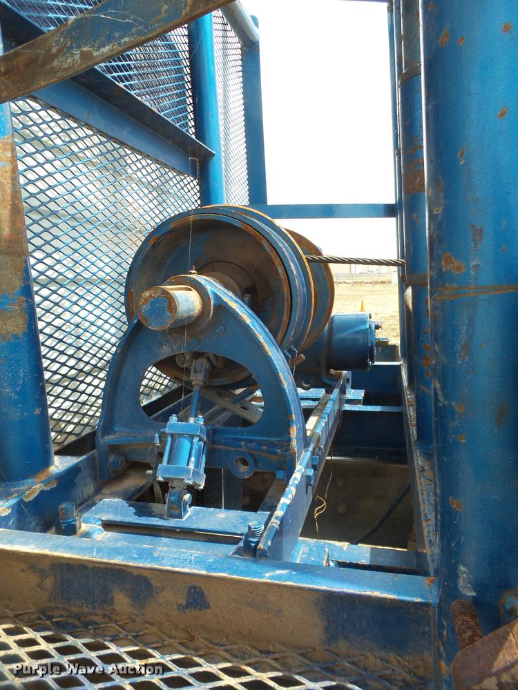 image for item EI9615 2006 International 4300 service truck