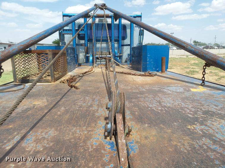 image for item EI9615 2006 International 4300 service truck