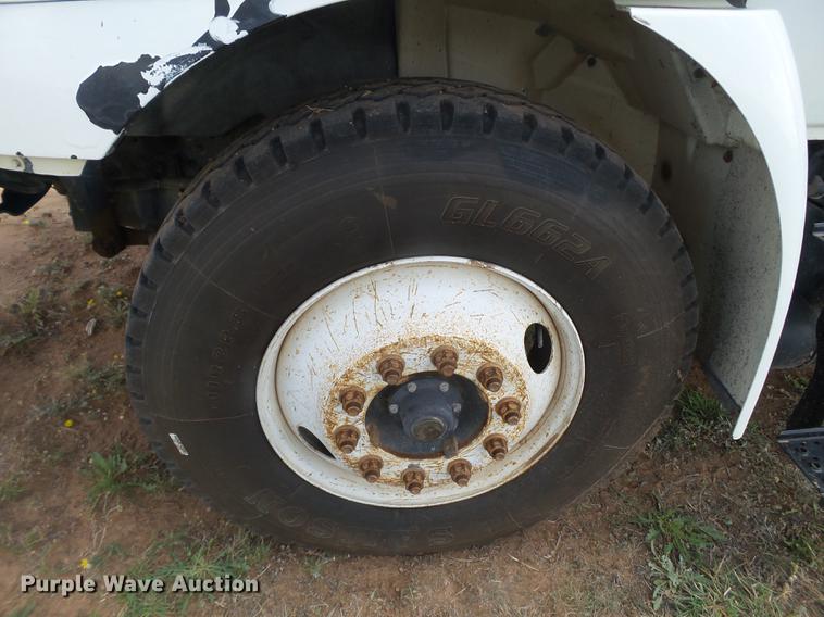 image for item EI9615 2006 International 4300 service truck