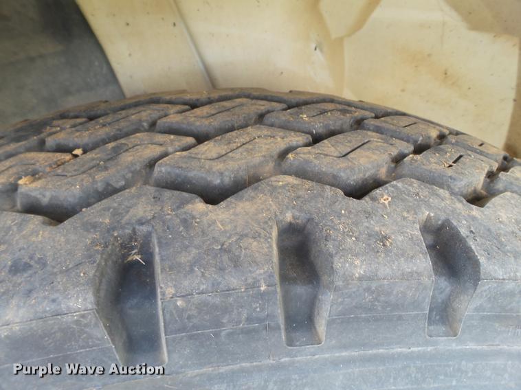 image for item EI9615 2006 International 4300 service truck