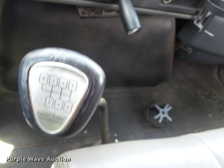 image for item EI9615 2006 International 4300 service truck