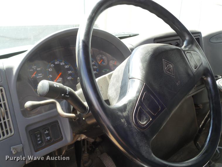 image for item EI9615 2006 International 4300 service truck