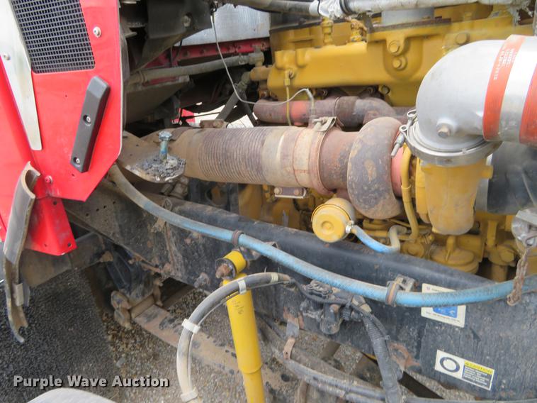 image for item EJ9643 2004 Kenworth T400 service truck with crane