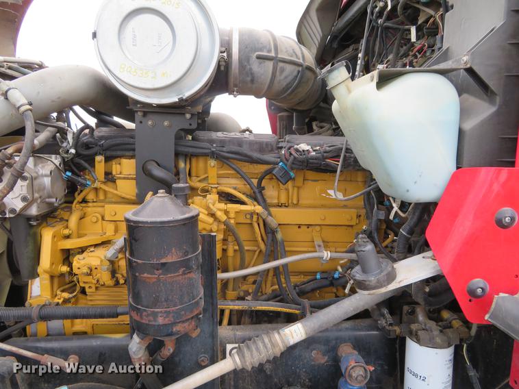 image for item EJ9643 2004 Kenworth T400 service truck with crane