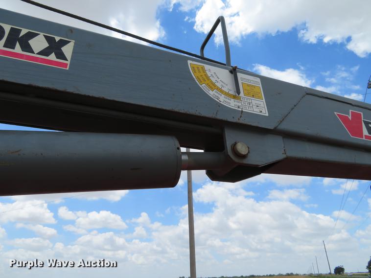 image for item EJ9643 2004 Kenworth T400 service truck with crane