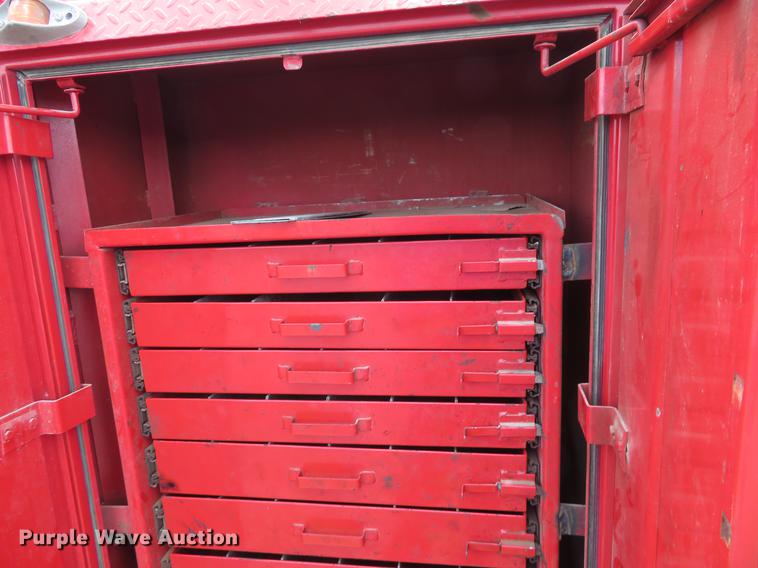 image for item EJ9643 2004 Kenworth T400 service truck with crane