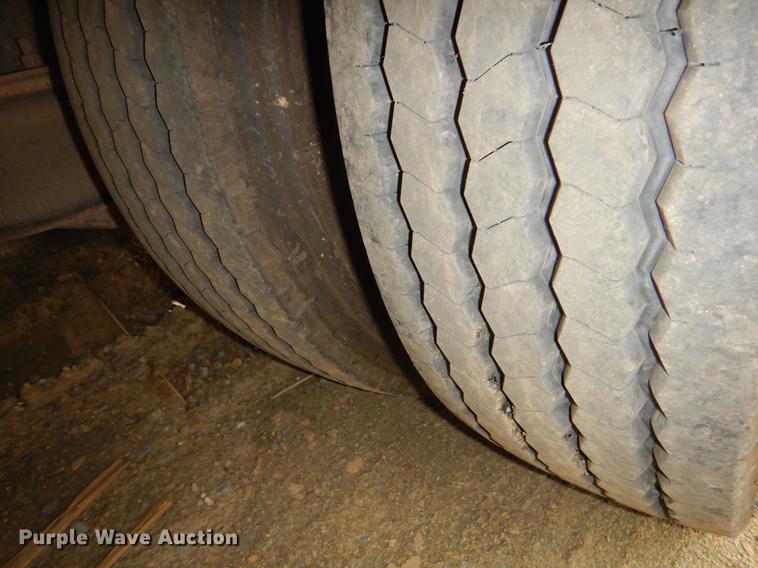 image for item EK9502 1996 Landoll tilt deck equipment trailer