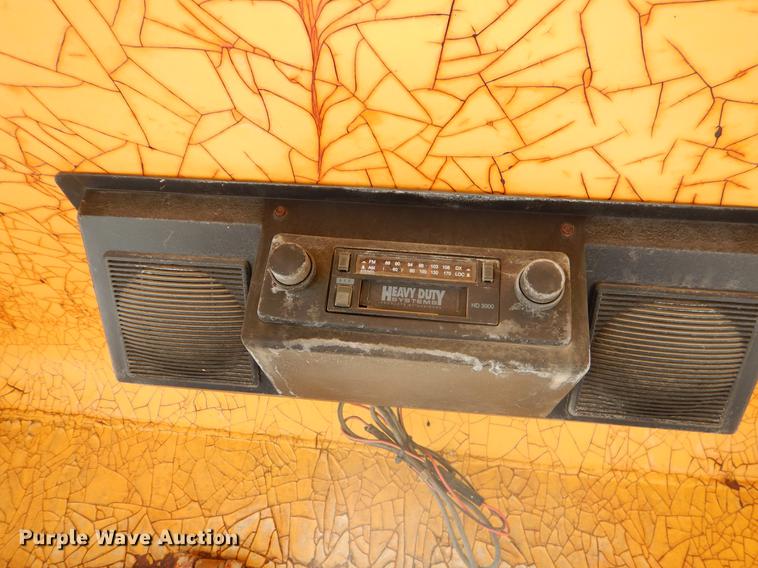 image for item EK9546 1947 Caterpillar 12 rigid frame motor grader