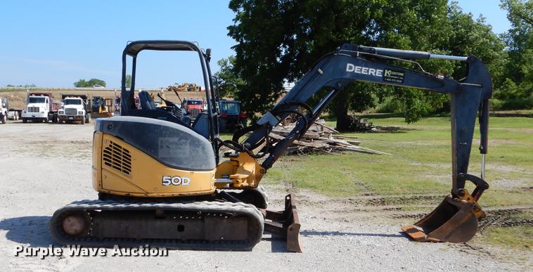 image for item EK9547 2006 John Deere 50D mini excavator